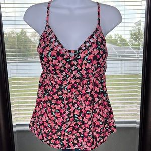 Candie’s Floral  Spaghetti Strap tank top large